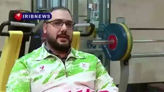 بدون تعارف با روح الله رستمی قهرمان پاراالمپیک قبل از اعزام به ژاپن 1405 با بدرقه مجروح میناب